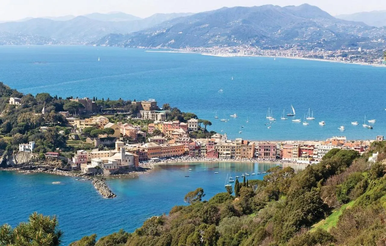 Entire Villa With Pool In Recco Cinque Terre No001