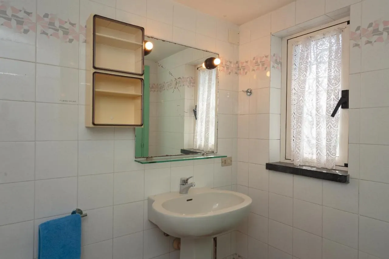 Entire Villa With Pool In Recco Cinque Terre No001