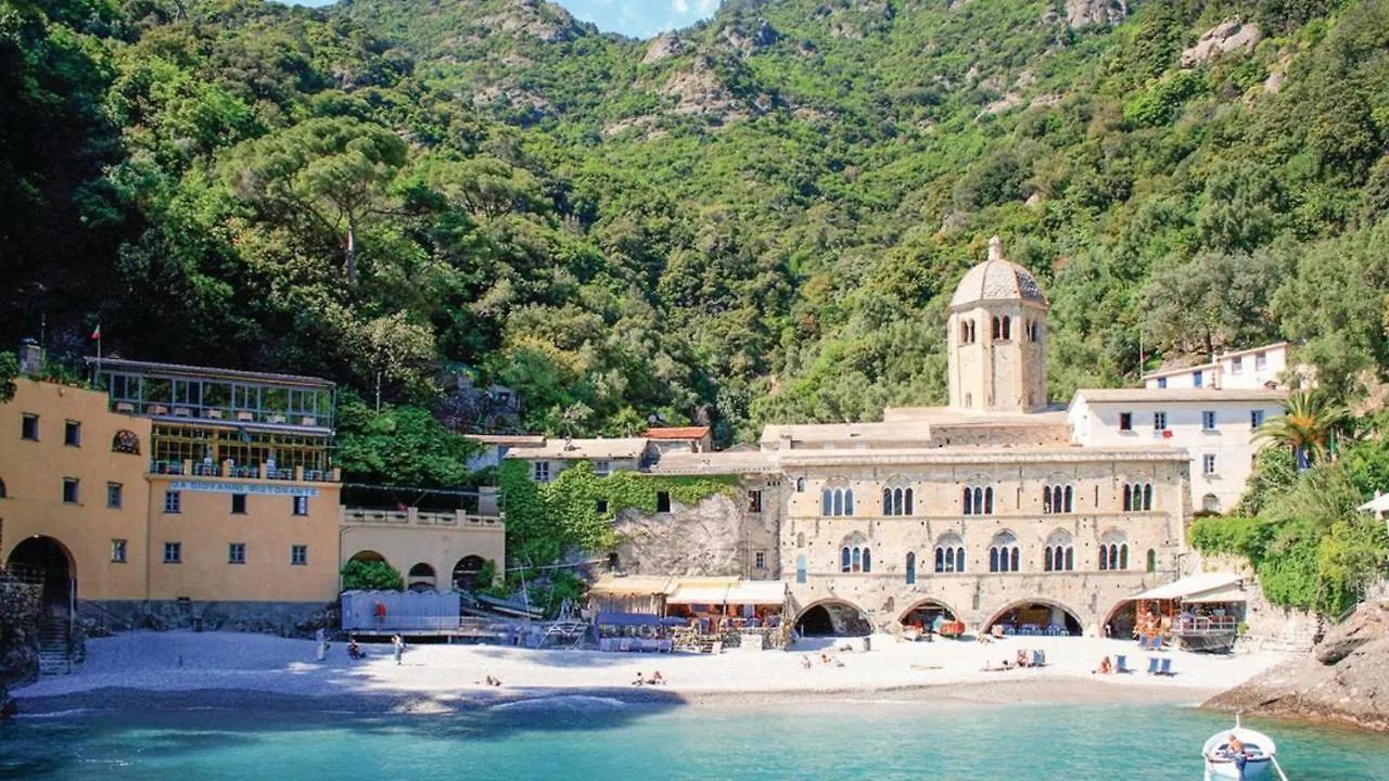 Entire Villa With Pool In Recco Cinque Terre No001