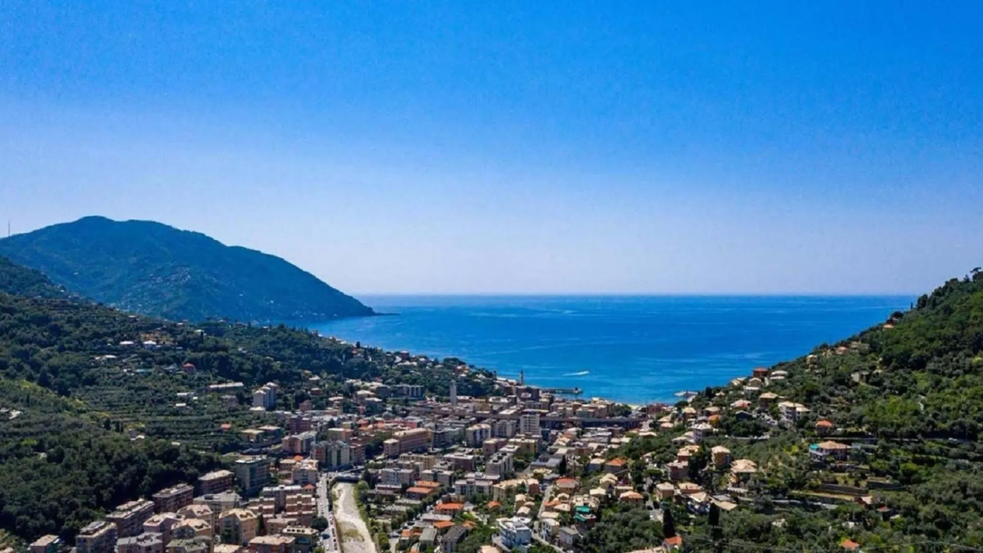 Entire Villa With Pool In Recco Cinque Terre No001