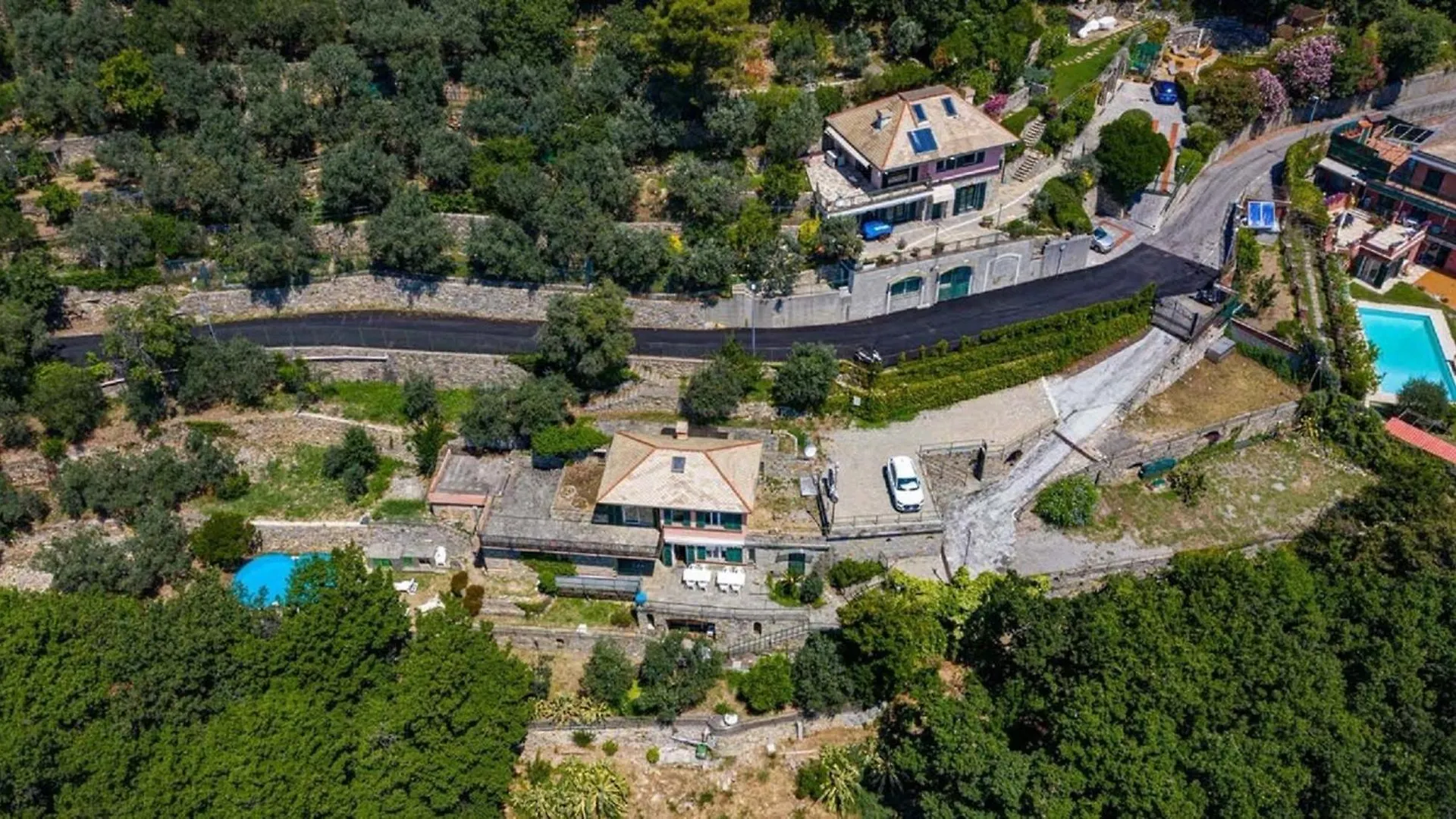 Entire Villa With Pool In Recco Cinque Terre No001